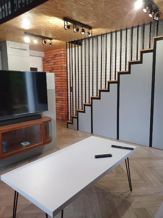 Apartament Hania ティコチン エクステリア 写真